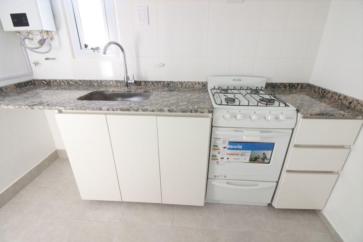 Foto de DEPARTAMENTO 3 AMBIENTES RECICLADO VISTA ABIERTA, imagen 4