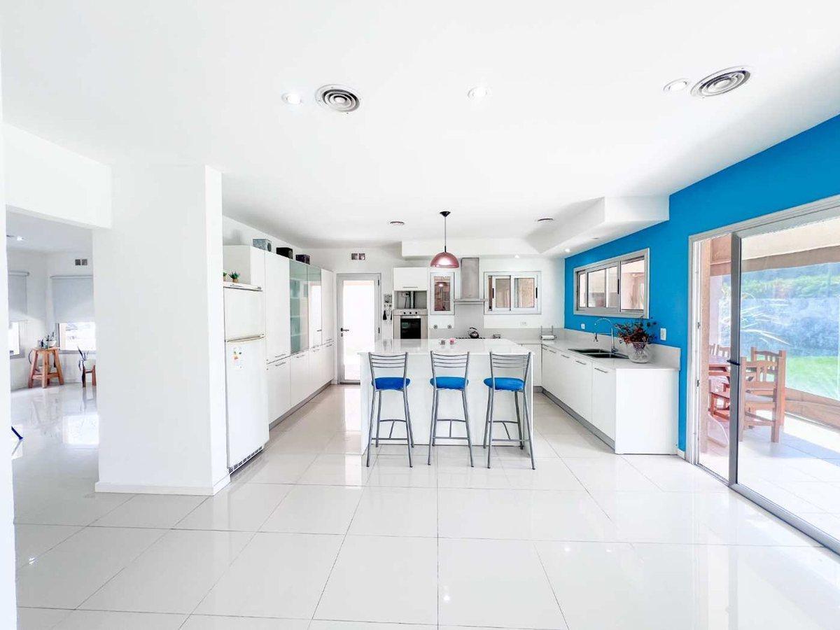 Foto de CASA 4 AMBIENTES BARRIO HARAS MARIA VICTORIA, imagen 3