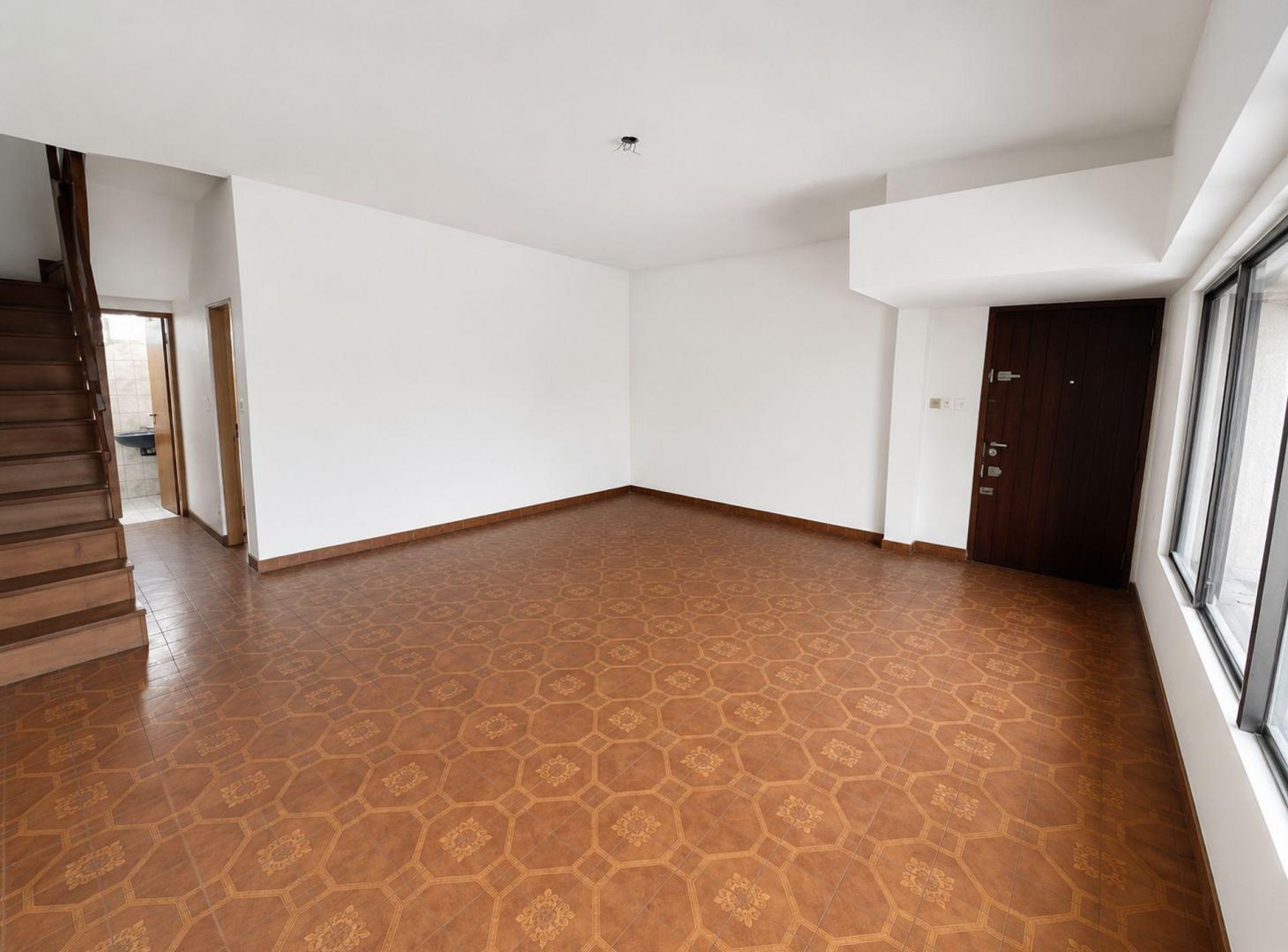 Foto de VENTA CASA 3 AMBIENTES PATIO COCHERA LOTE PROPIO, imagen 1