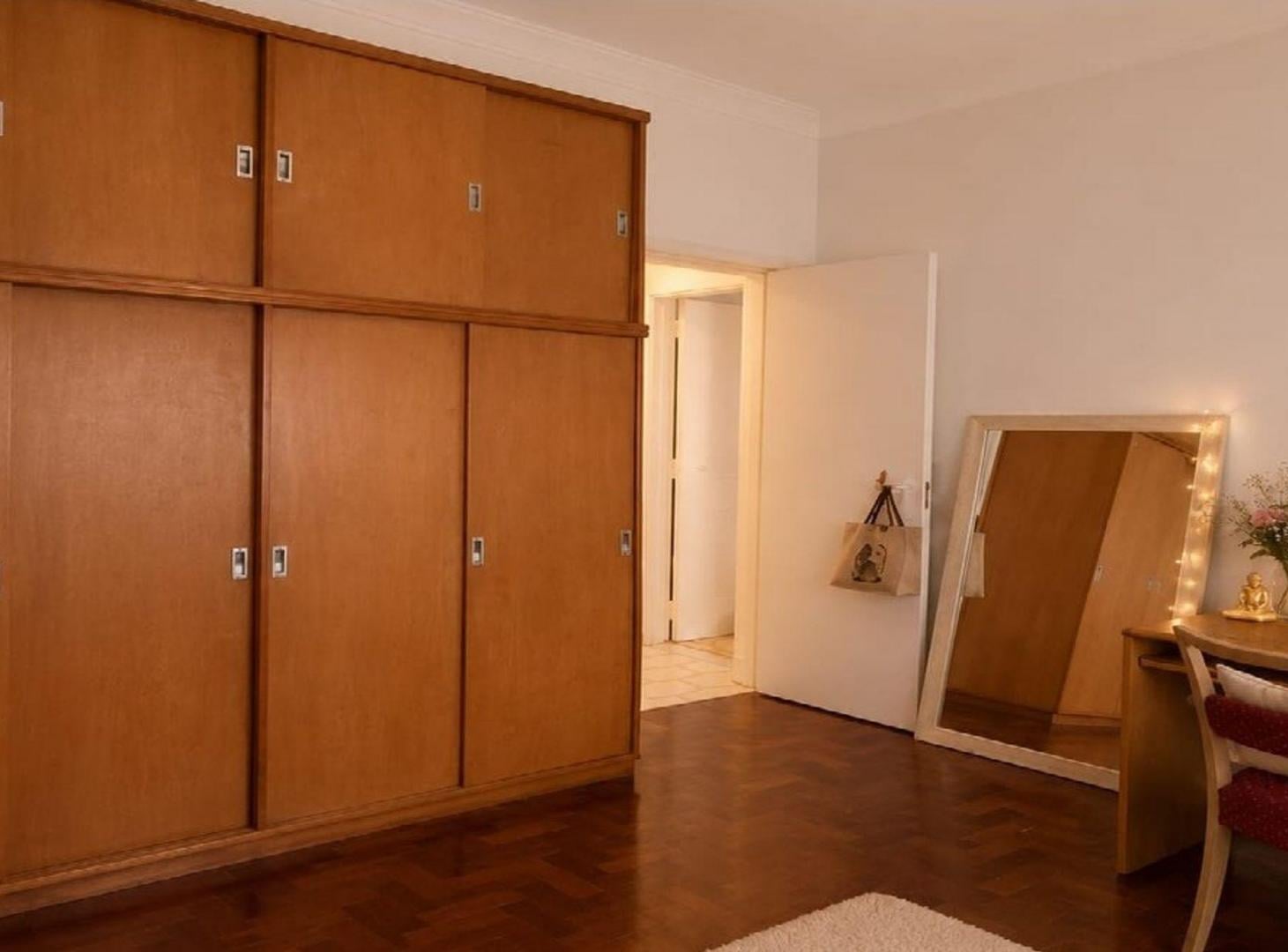 Foto de CASA MULTIFAMILIAR CASTELAR PARQUE PARRILLA, imagen 1