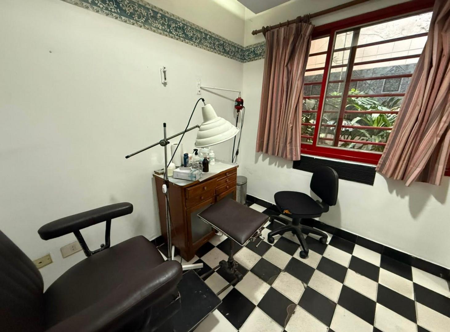 Foto de VENTA LOCAL COMERCIAL ALMAGRO, imagen 3