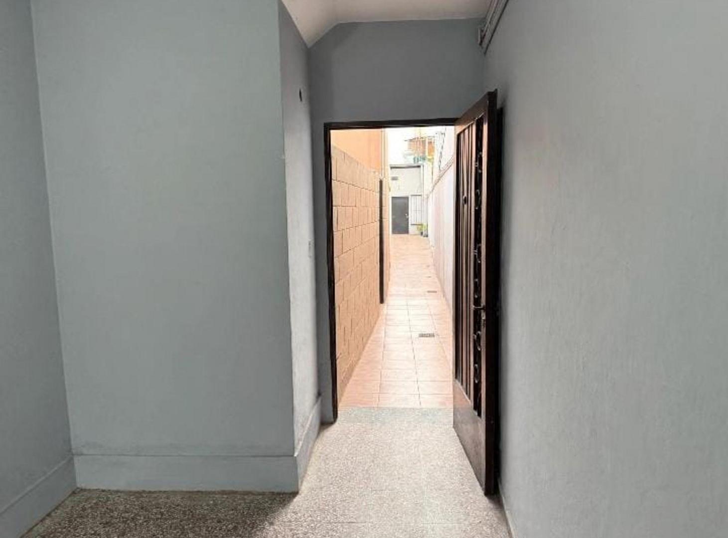 Foto de VENTA DE PH 3 AMBIENTES CON 2 PATIOS, imagen 3