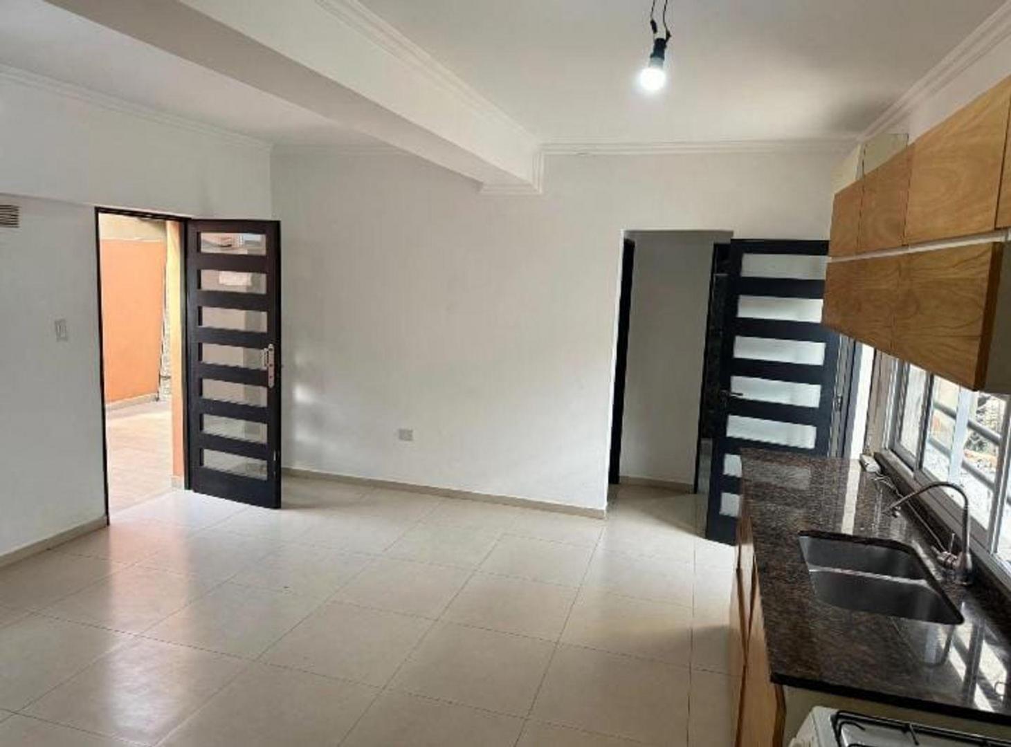 Foto de VENTA DE PH 3 AMBIENTES CON 2 PATIOS, imagen 2