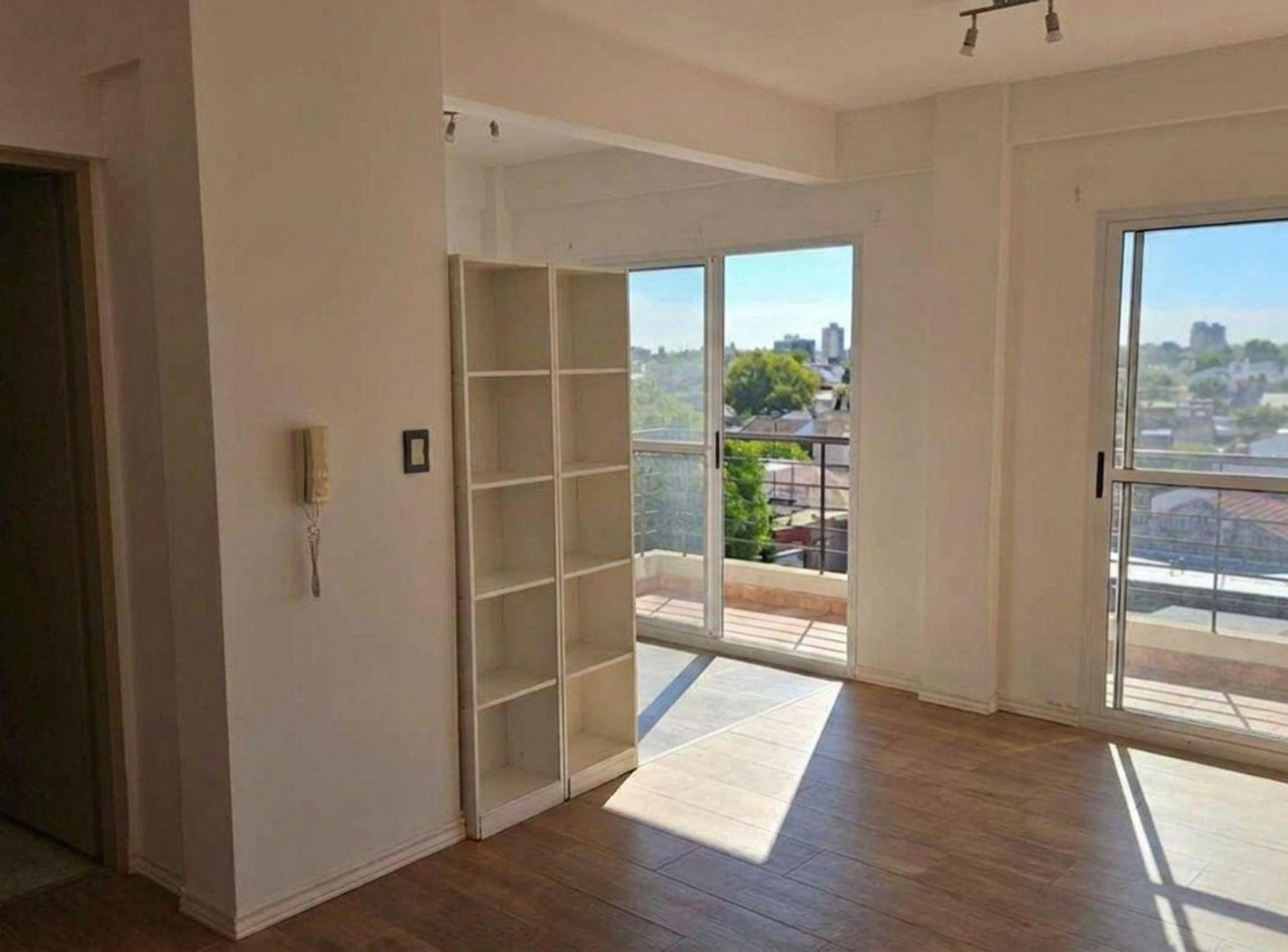 Foto de 2 AMBIENTES MONTE CASTRO BALCON VISTA ABIERTA, imagen 4
