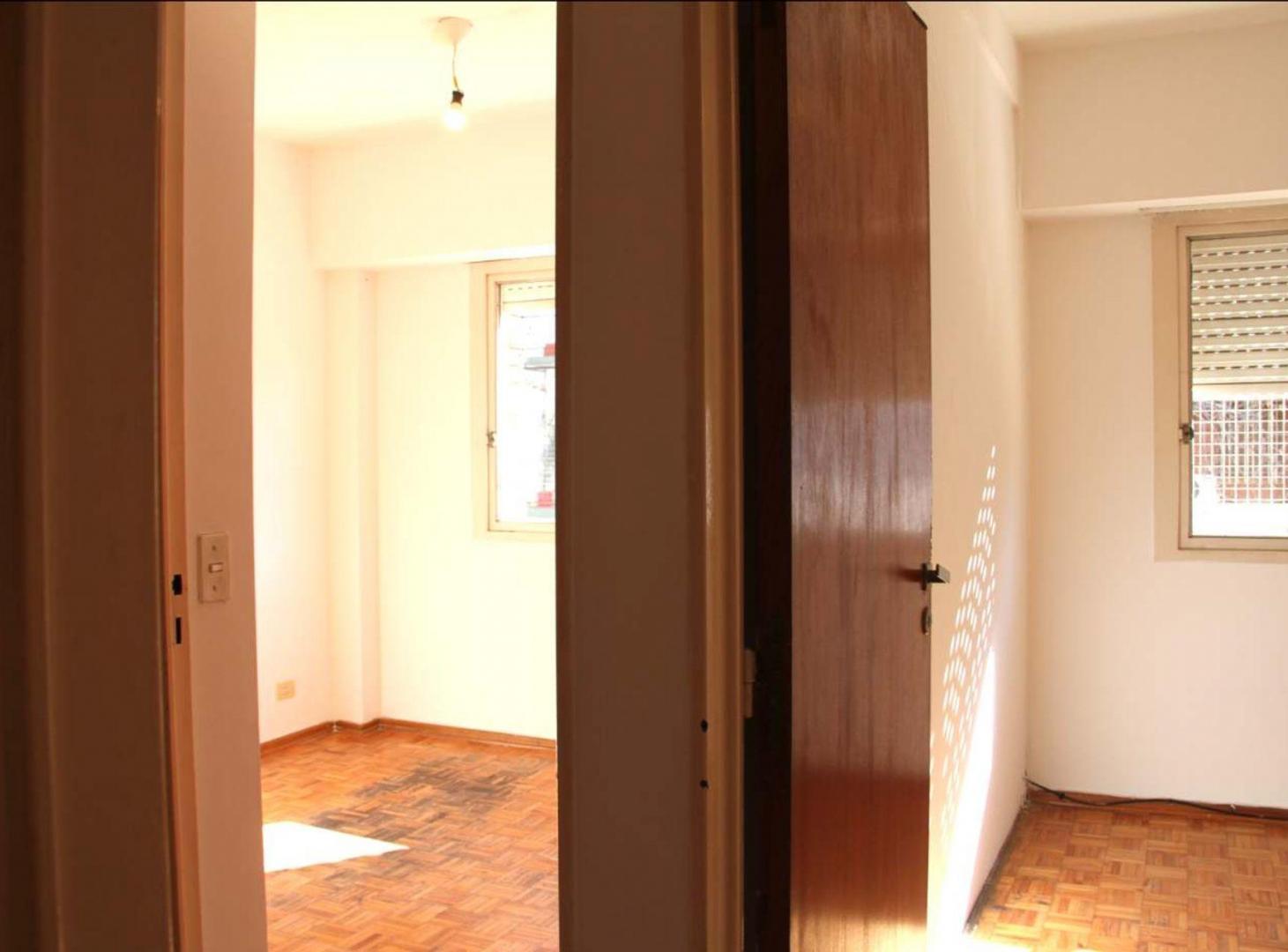 Foto de DEPARTAMENTO VILLA CRESPO 4 AMBIENTES BALCON, imagen 5