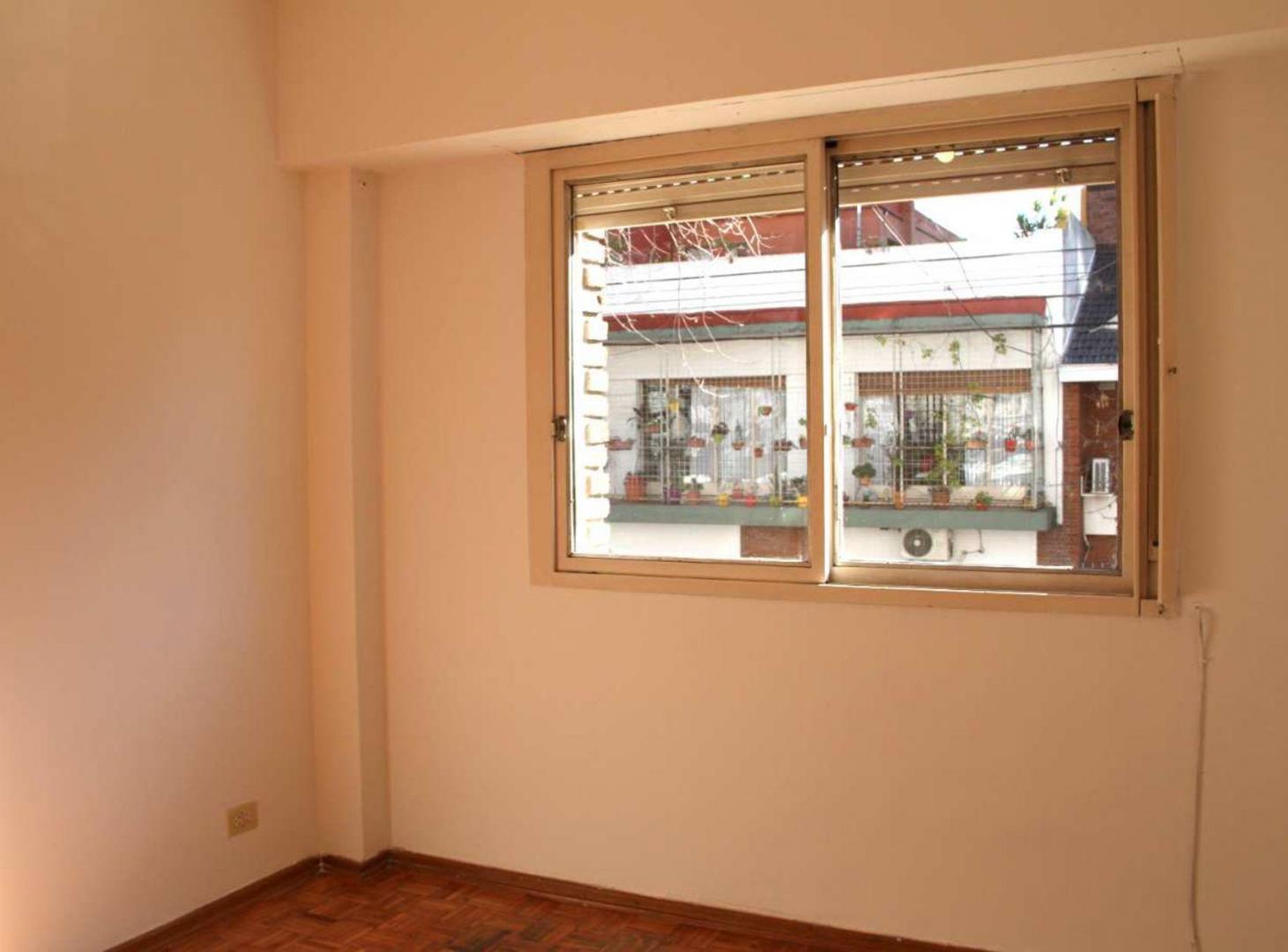 Foto de DEPARTAMENTO VILLA CRESPO 4 AMBIENTES BALCON, imagen 1