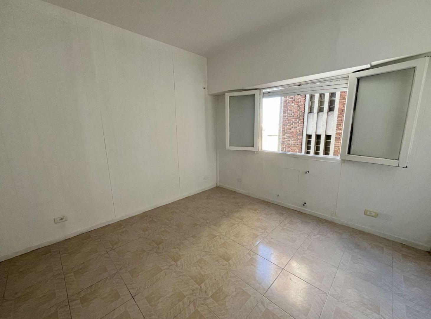 Foto de VENTA 2 AMBIENTES BALCÓN ATERRAZADO CONSTITUCIÓN, imagen 3