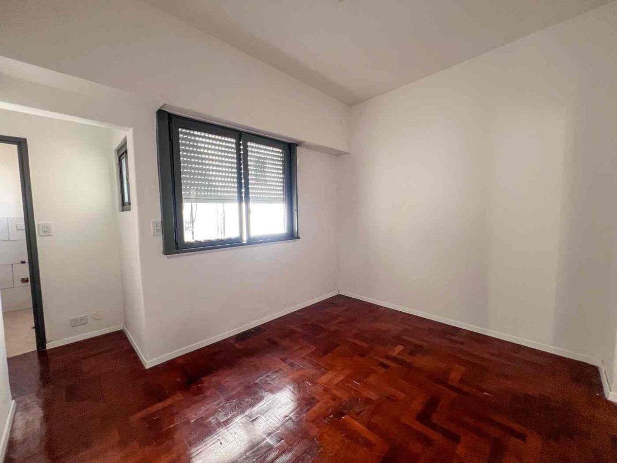 Foto de VENTA 2 AMBIENTES OPORTUNIDAD BAÑO COCINA A NUEVO, imagen 3