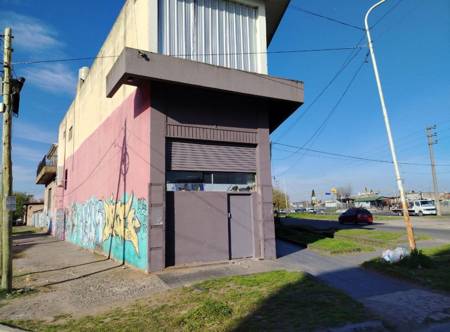 Foto de VENTA LOCAL COMERCIAL 400 METROS LAFERRERE, imagen 1