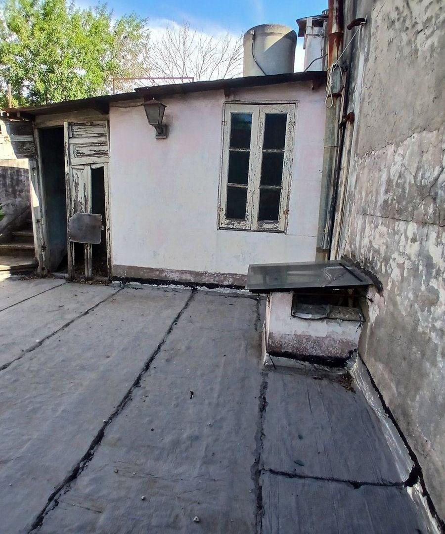 Foto de VENTA CASA 5 AMBIENTES FLORESTA A REFACCIONAR, imagen 3