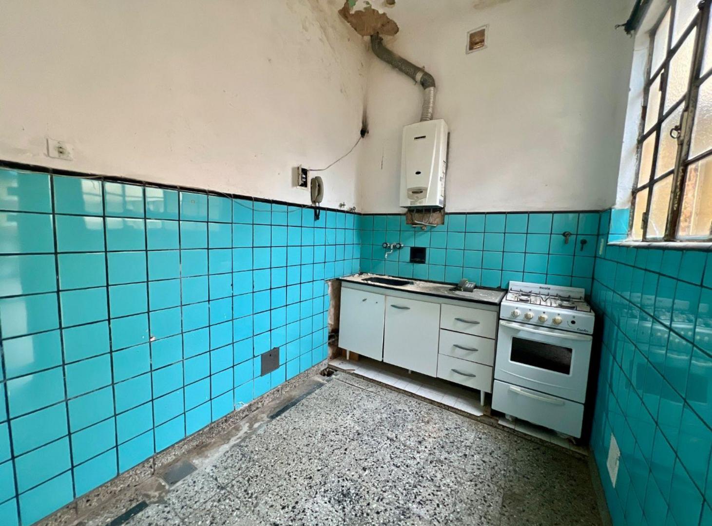 Foto de 3 AMBIENTES PLANTA BAJA SIN EXPENSAS VERSALLES, imagen 3