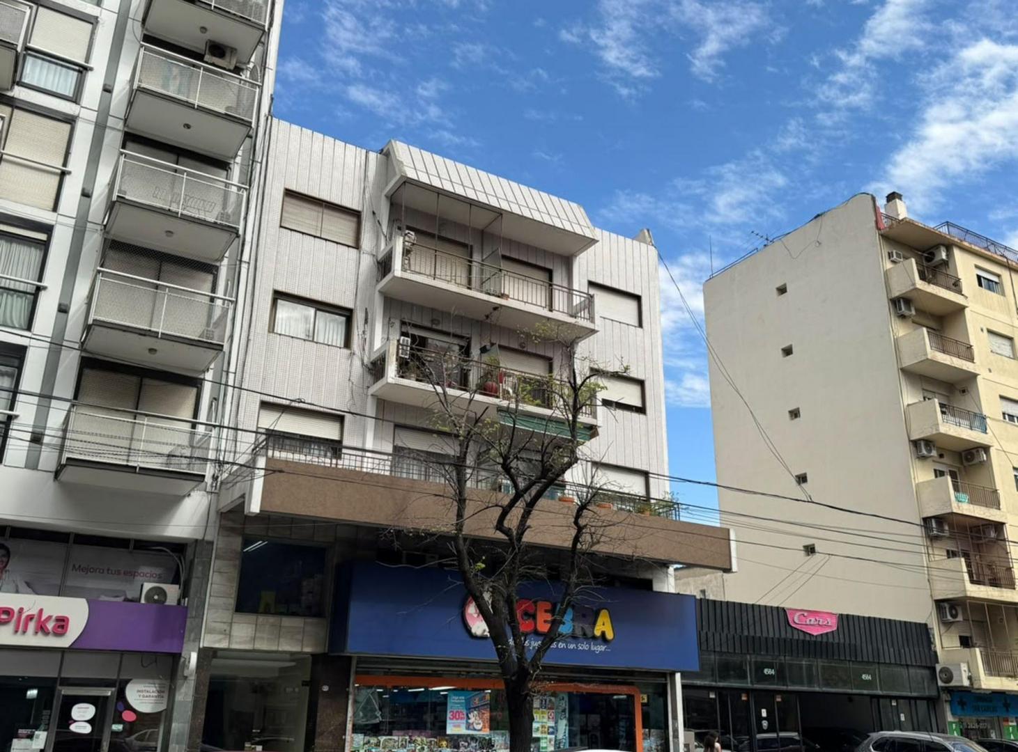 Foto de 3 AMBIENTES FRENTE BALCON LAVADERO DEVOTO, imagen 2