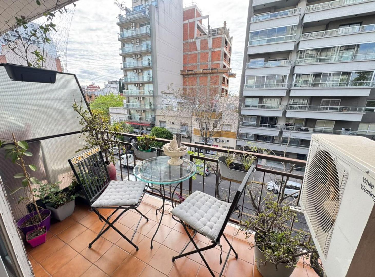 Foto de 3 AMBIENTES FRENTE BALCON LAVADERO DEVOTO, imagen 1