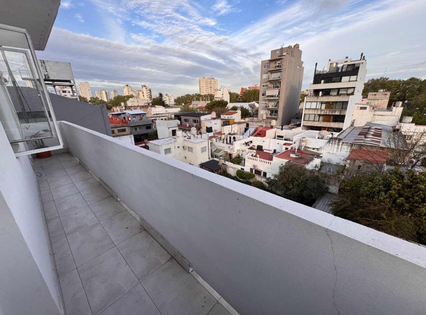 Foto de VENTA DEPARTAMENTO 4 AMBIENTES VILLA CESPO BALCON, imagen 3
