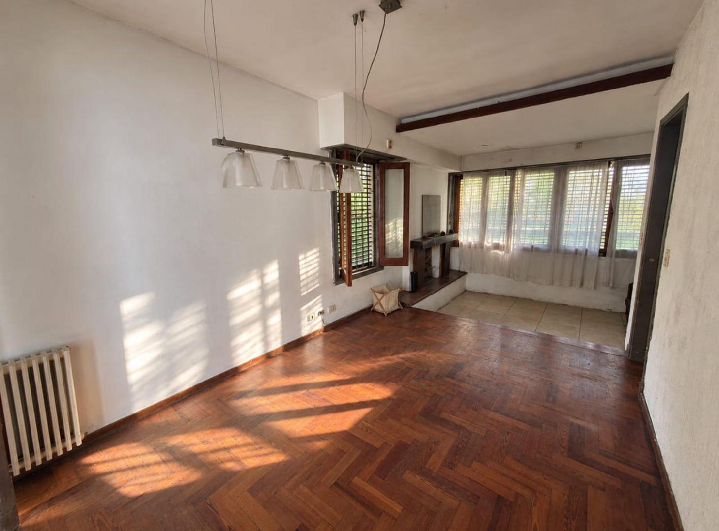 Foto de CASA EN VENTA 5 AMBIENTES JARDIN PILETA ADROGUÉ, imagen 5