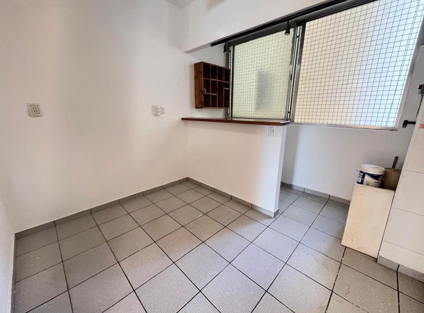 Foto de DEPARTAMENTO 2 AMBIENTES CON BALCON Y LAVADERO, imagen 4