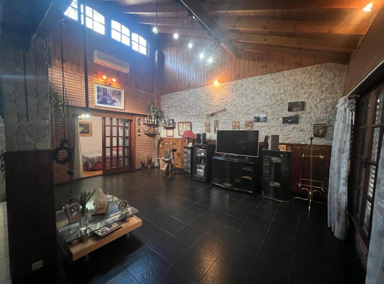 Foto de CASA 3 AMBIENTES QUINCHO TERRAZA COCHERA, imagen 5