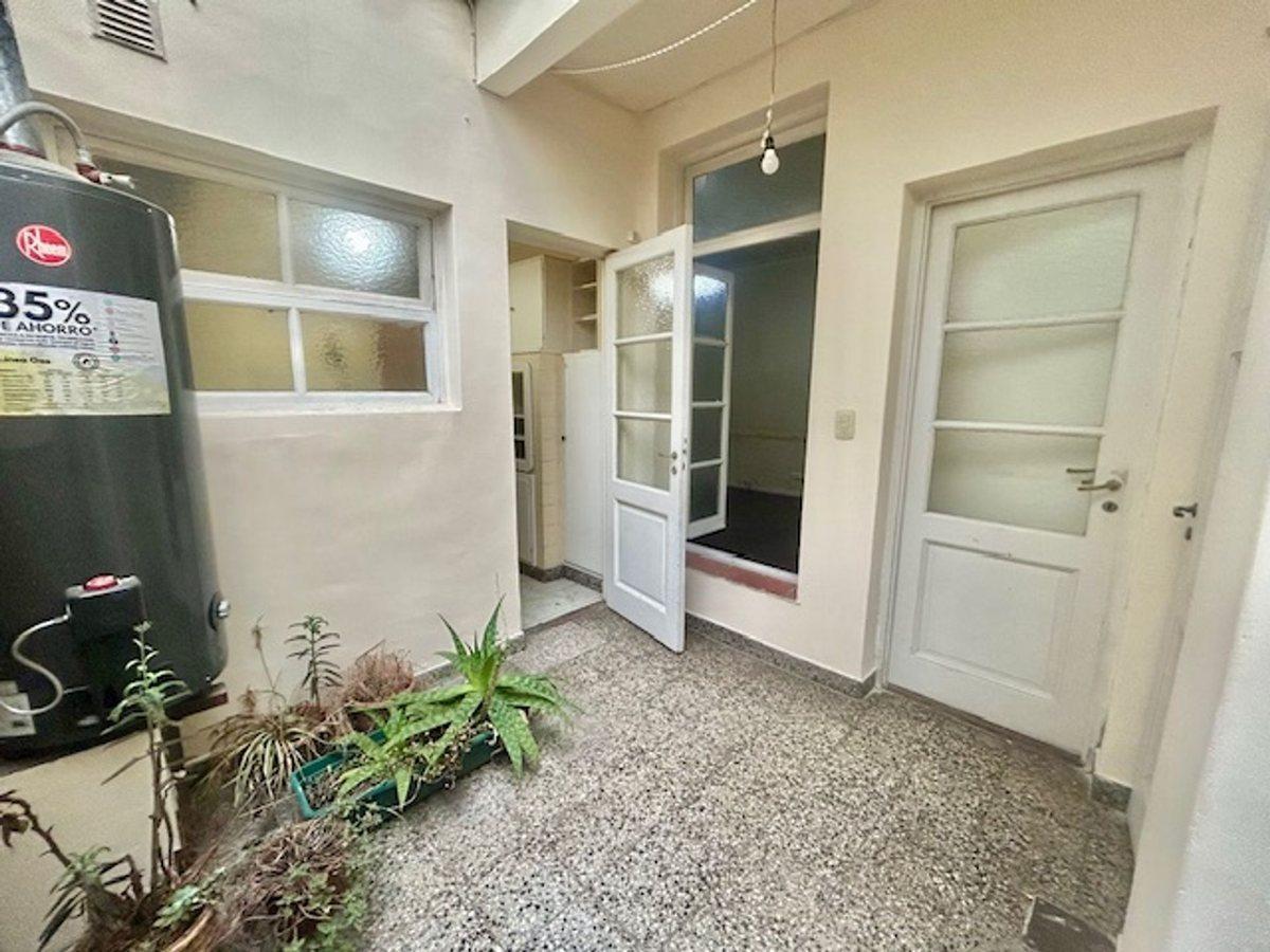 Foto de VENTA DEPARTAMENTO 3 AMBIENTES A REFACCIONAR, imagen 1