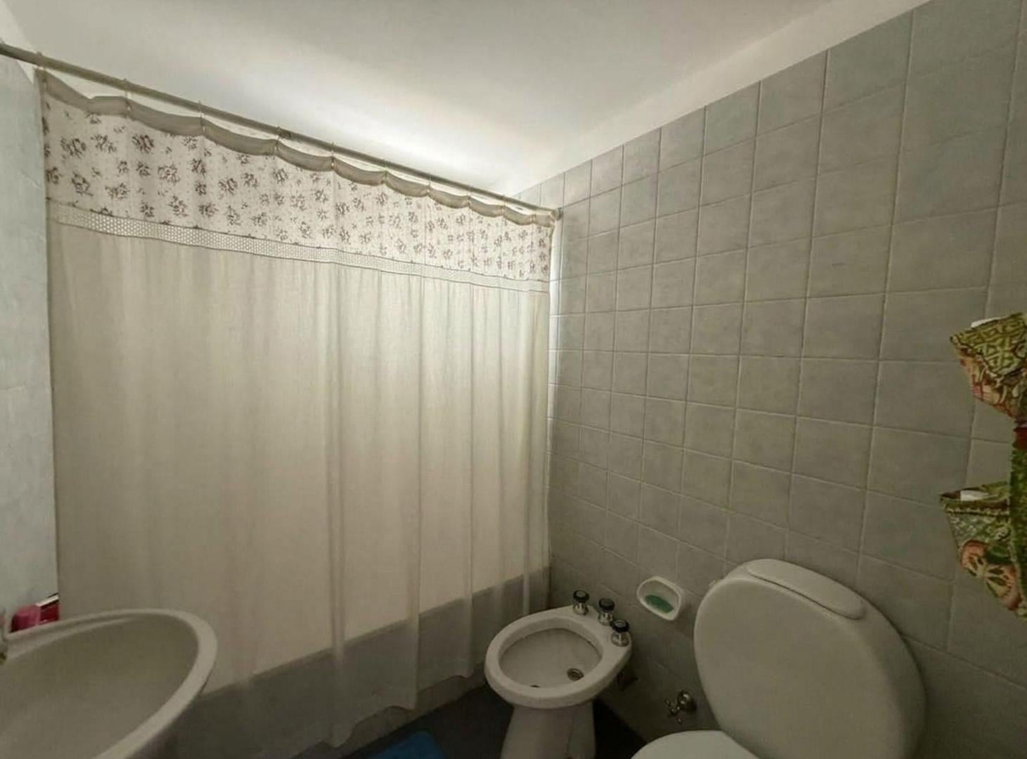 Foto de VENTA PH 4 AMBIENTES COCHERA EL PALOMAR, imagen 5
