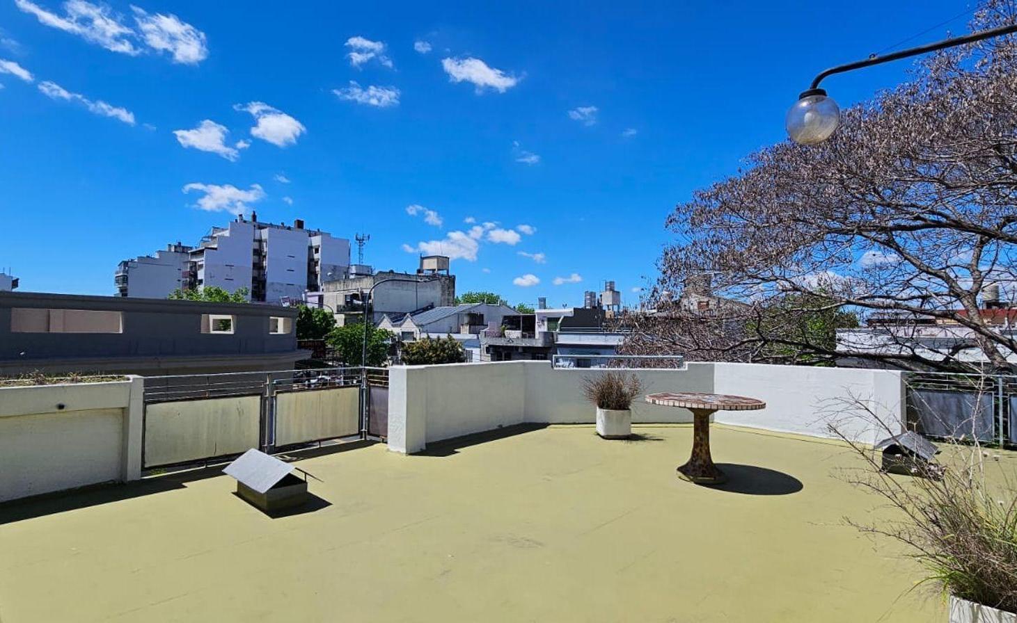 Foto de 5 AMBIENTES TERRAZA VILLA REAL LOTE PROPIO 180 M2, imagen 1