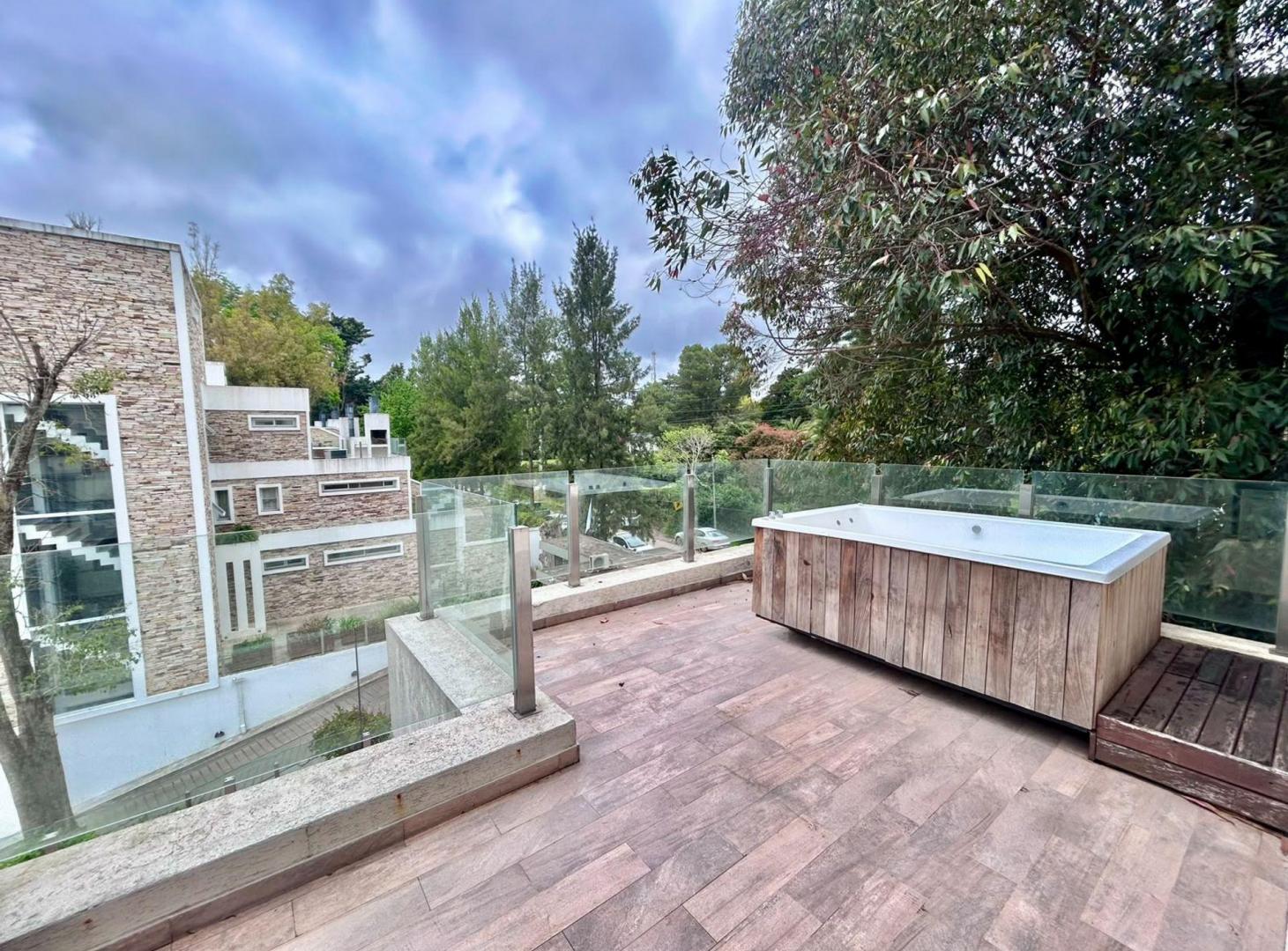 Foto de ALQUILER MONOAMBIENTE PARRILLA COCHERA Y JACUZZI, imagen 2
