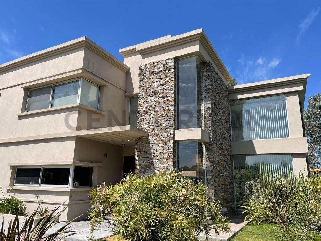 Casa en Venta Altos de Brandsen 1