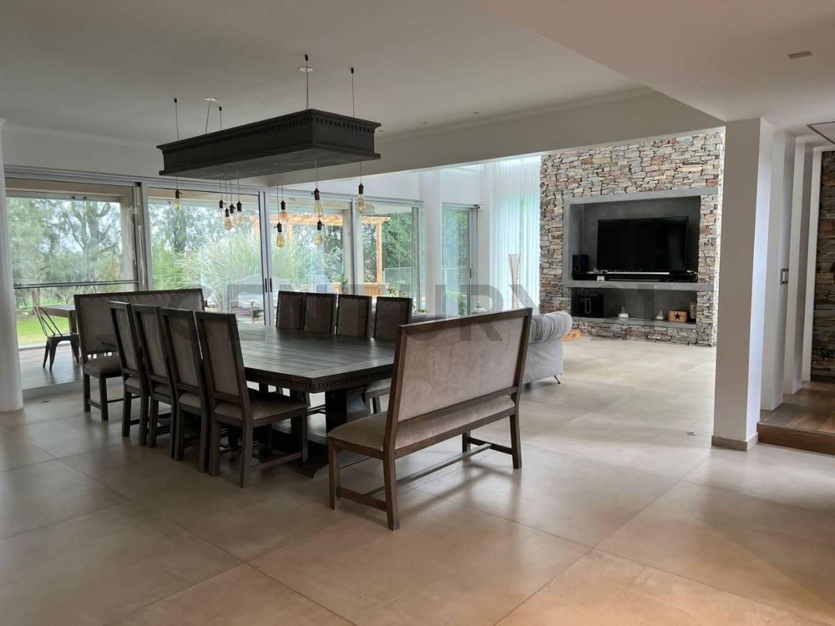 Casa en Venta Altos de Brandsen 2