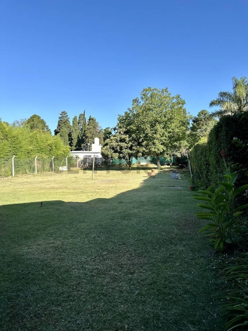 Casa en Venta en Villa Elisa 1
