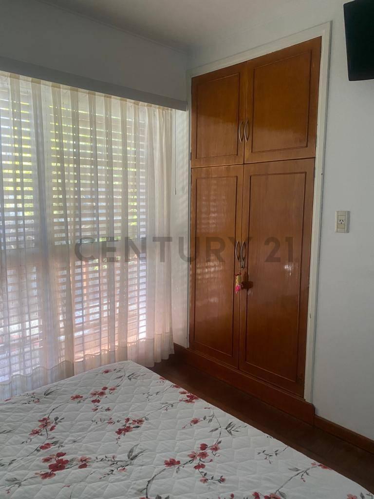Casa en Venta en La Plata de 3 Dorm. 2