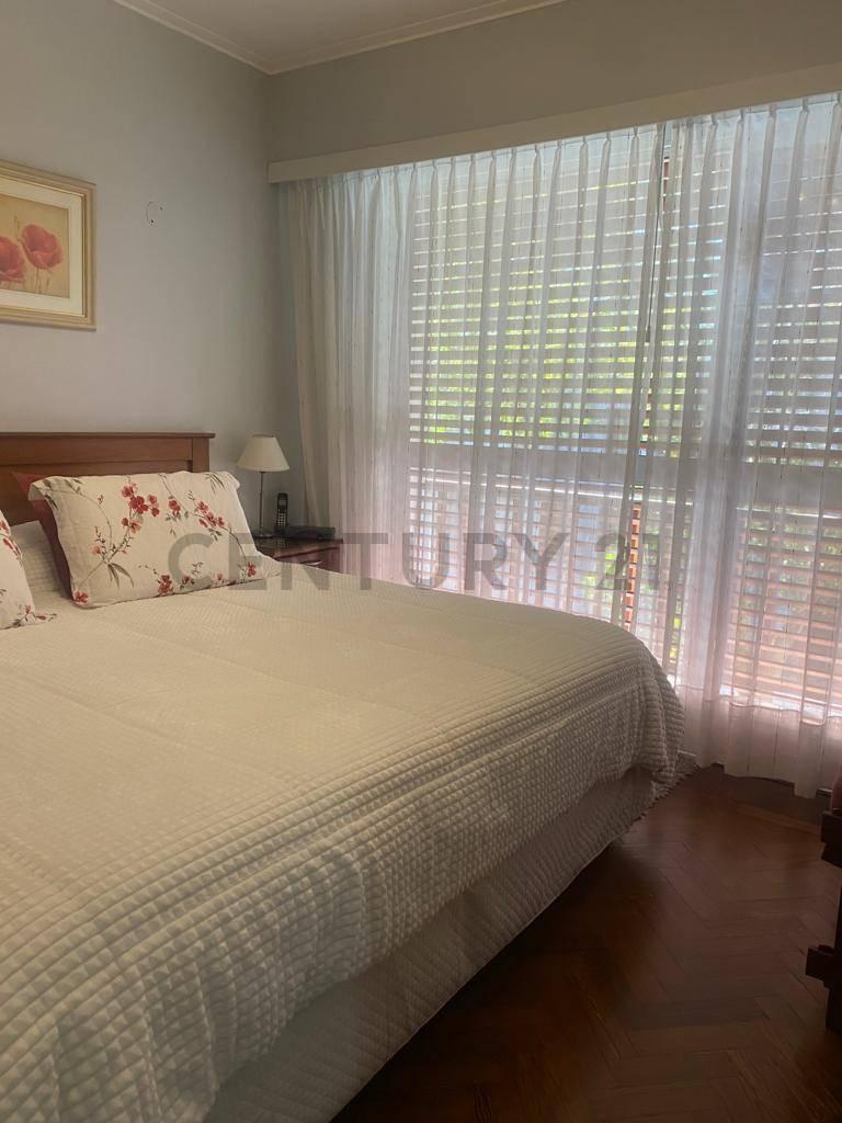 Casa en Venta en La Plata de 3 Dorm. 4