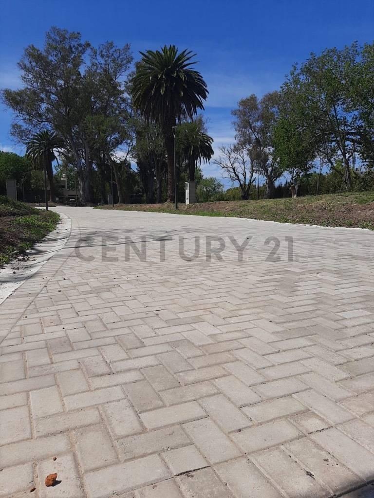 Fincas Don Víctor, Ubicación Preferencial, El Barrio Se Encuentra Entre Caminos 1