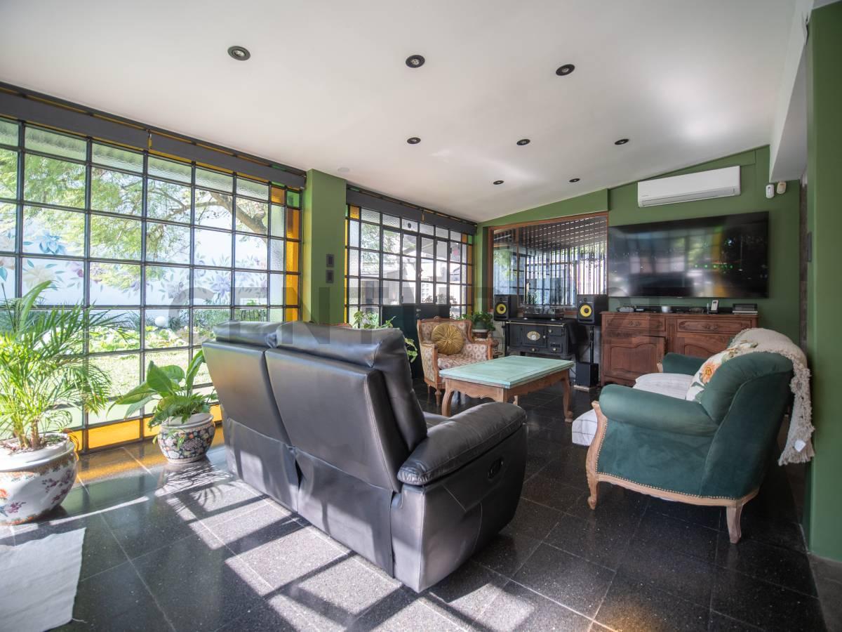 Casa en Venta en City Bell – Calle 462 (Alvear) E/ Camino Belgrano y 24 2
