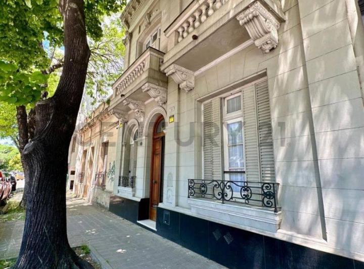 Casa en Venta en La Plata, de estilo 1