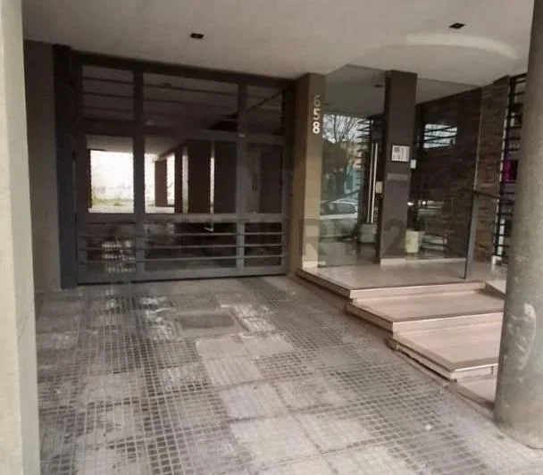Departamento en Alquiler – 1 Dormitorio con Balcón (2° Piso) 1