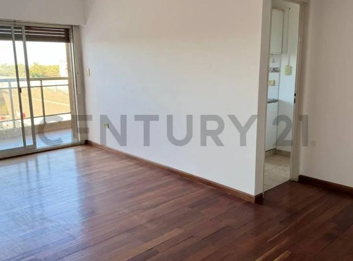 Departamento en alquiler en La Plata 2