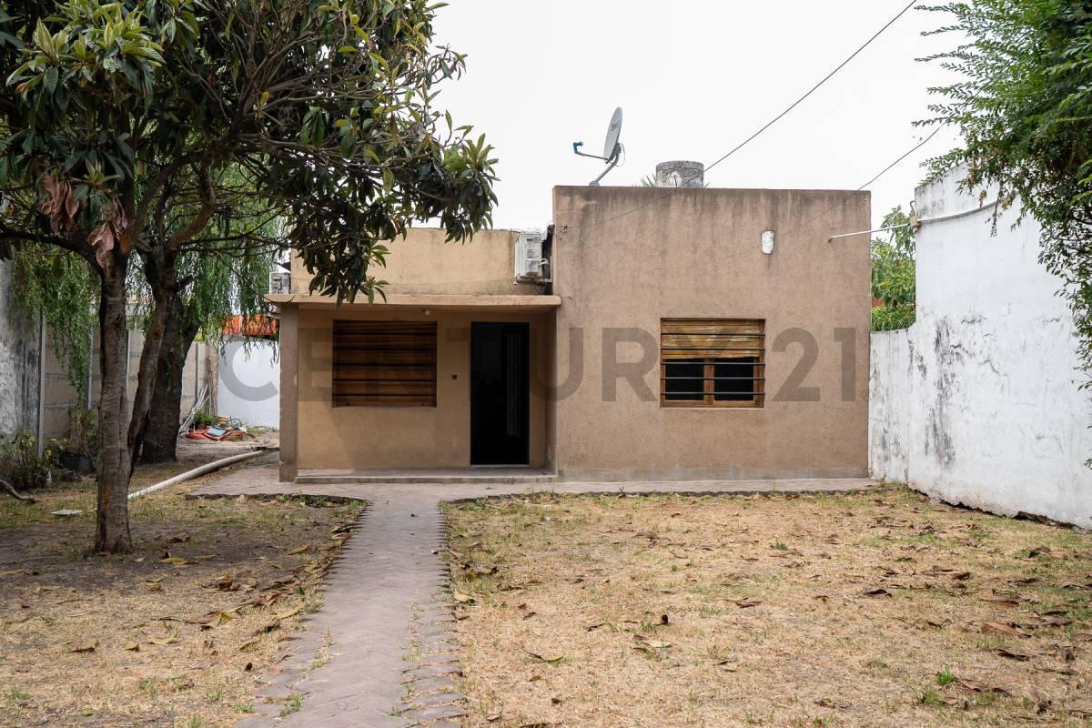 CASA EN VENTA  3 DORMITORIOS , LOS HORNOS
