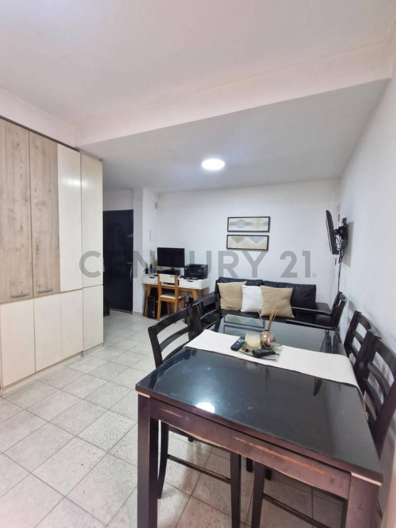 DEPARTAMENTO EN VENTA DE 2 DORMITORIOS, PLANTA BAJA CON PATIO
