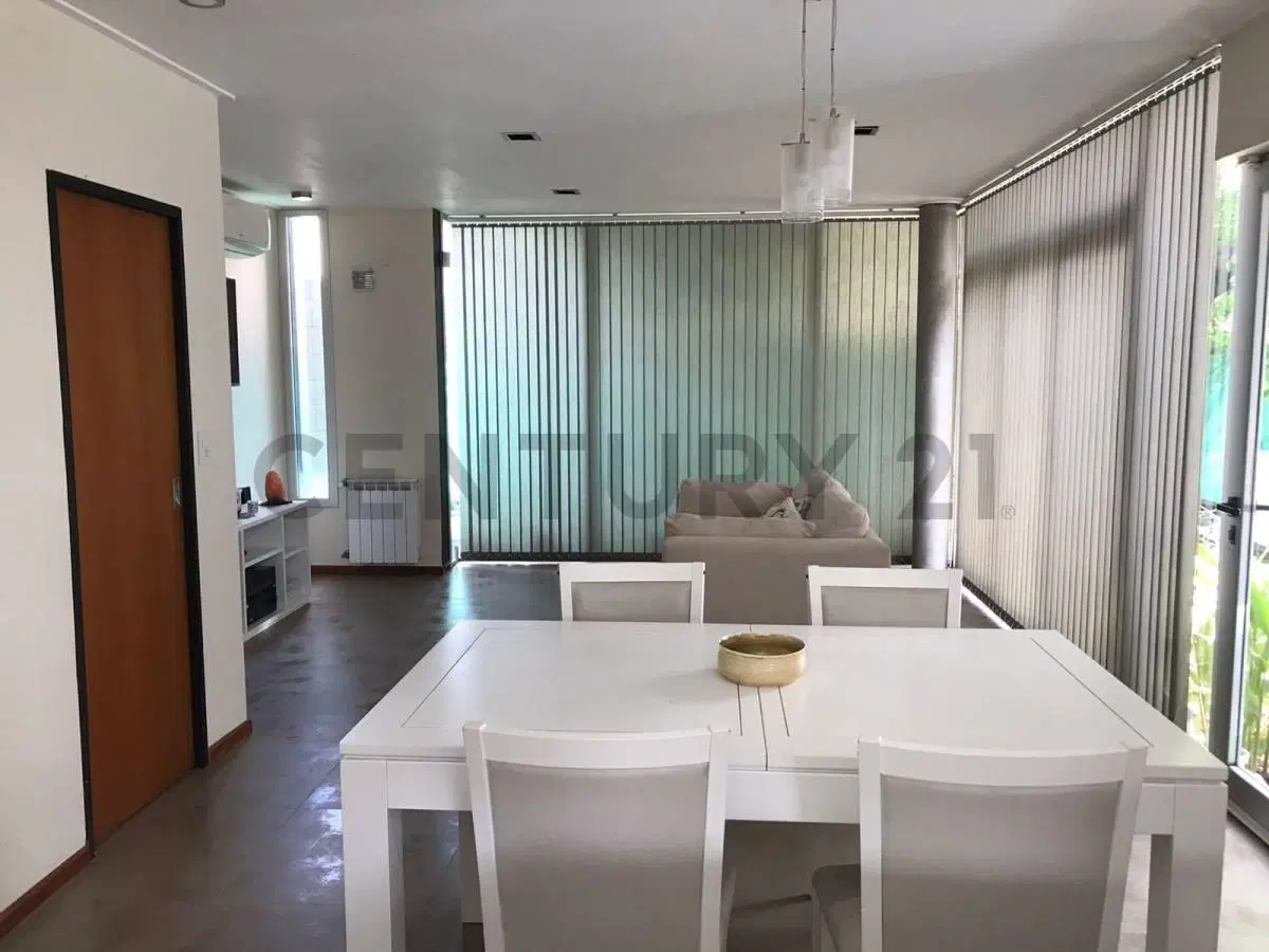 Duplex  de Categoria 3 dormitorios  en alquiler City Bell (amueblado) 3