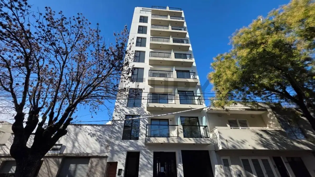 MONOAMBIENTE A ESTRENAR EN VENTA EN LA PLATA 2