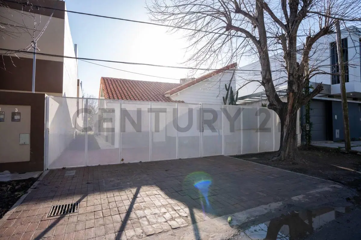 Casa en venta en una planta en Gonnet 4
