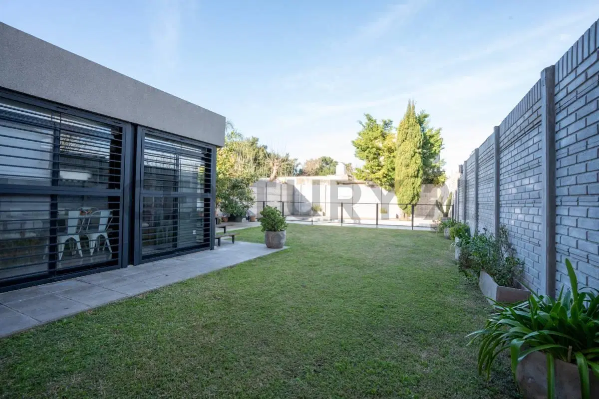 Casa en Venta en City Bell, calle 479 e/ 10 y 11 2