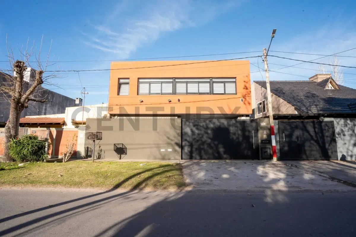 Casa en Venta en City Bell, calle 479 e/ 10 y 11 3