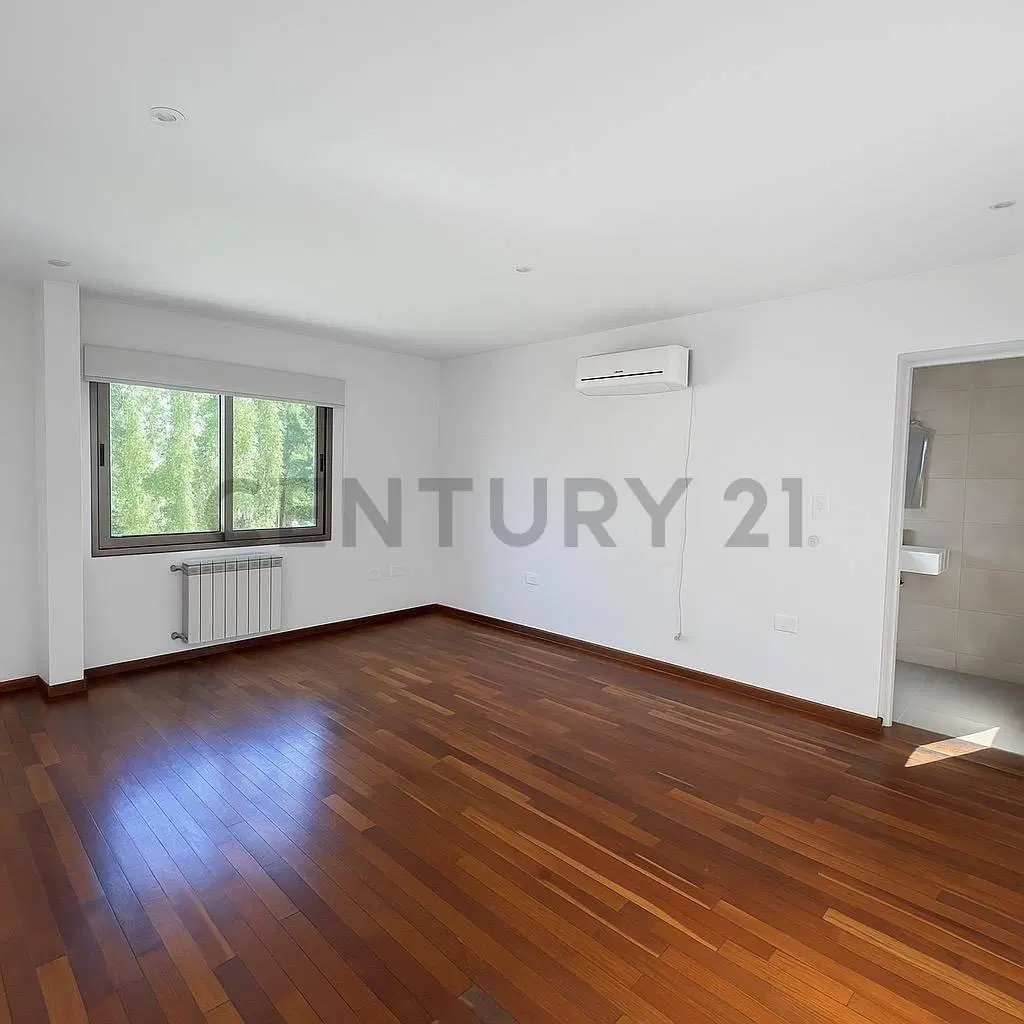 VENTA DE CASA EN LOMAS DE CITY BELL 5