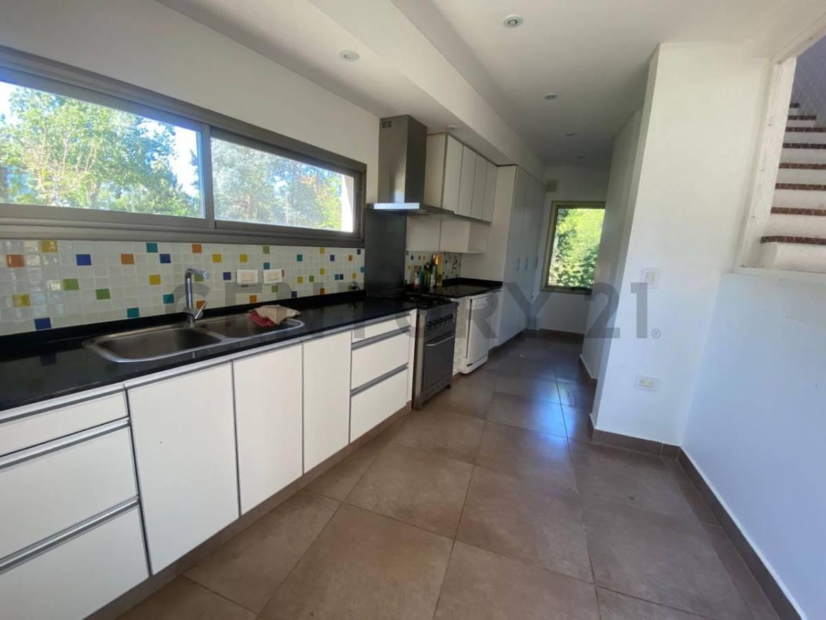 Foto de CASA EN VENTA EN LOMAS DE CITY BELL, imagen 1