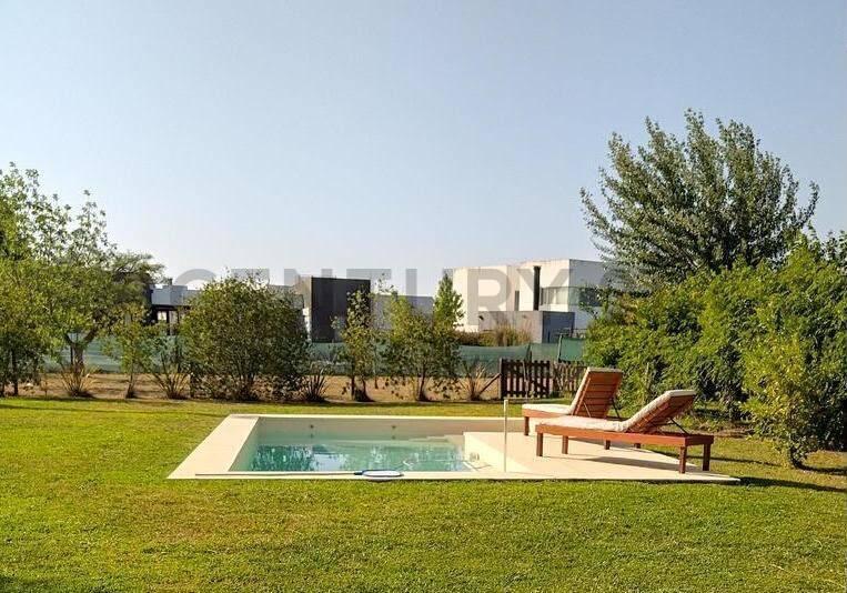 VENTA DE CASA EN LOMAS DE CITY BELL