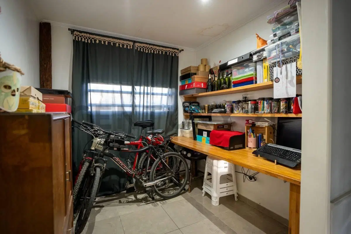 CASA EN ALQUILER EN CITY BELL 8