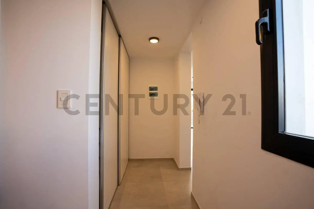 Monoambiente en venta 10 42 y 43 - La Plata 5