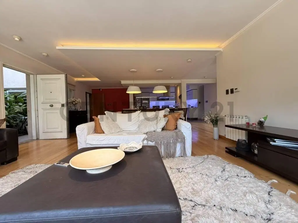 Exclusiva casa en Gonnet  493 y 24 - 4 dormitorios - Piscina - Quincho premium - Lote de 817 m² 4