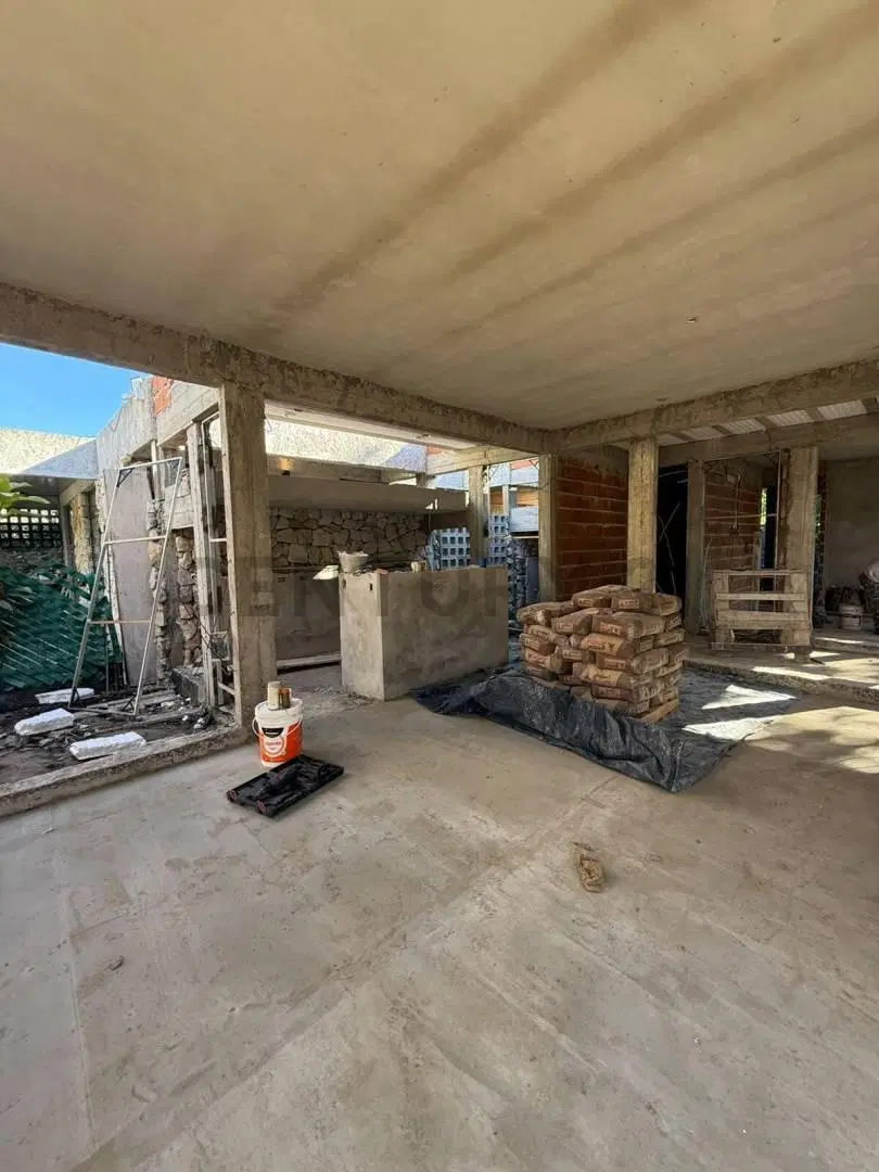 Casa en venta en Villa Elisa en construcción 3