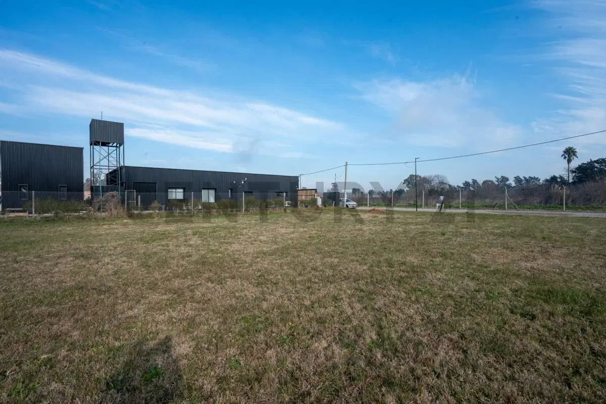 LOTE EN VENTA EN LAS CAROLINAS CITY BELL 6